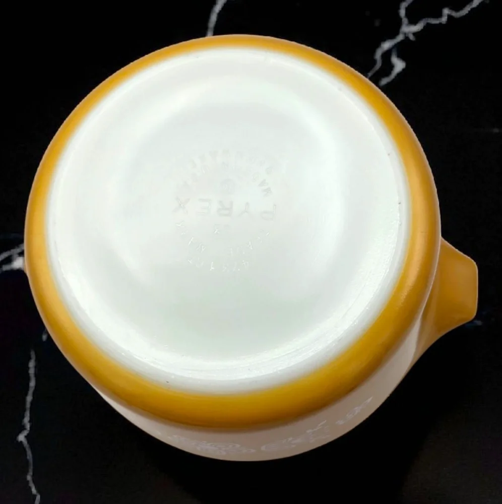 Pyrex this vintage